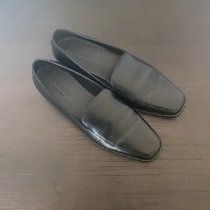 NWOT Everlane Square Toe Flat